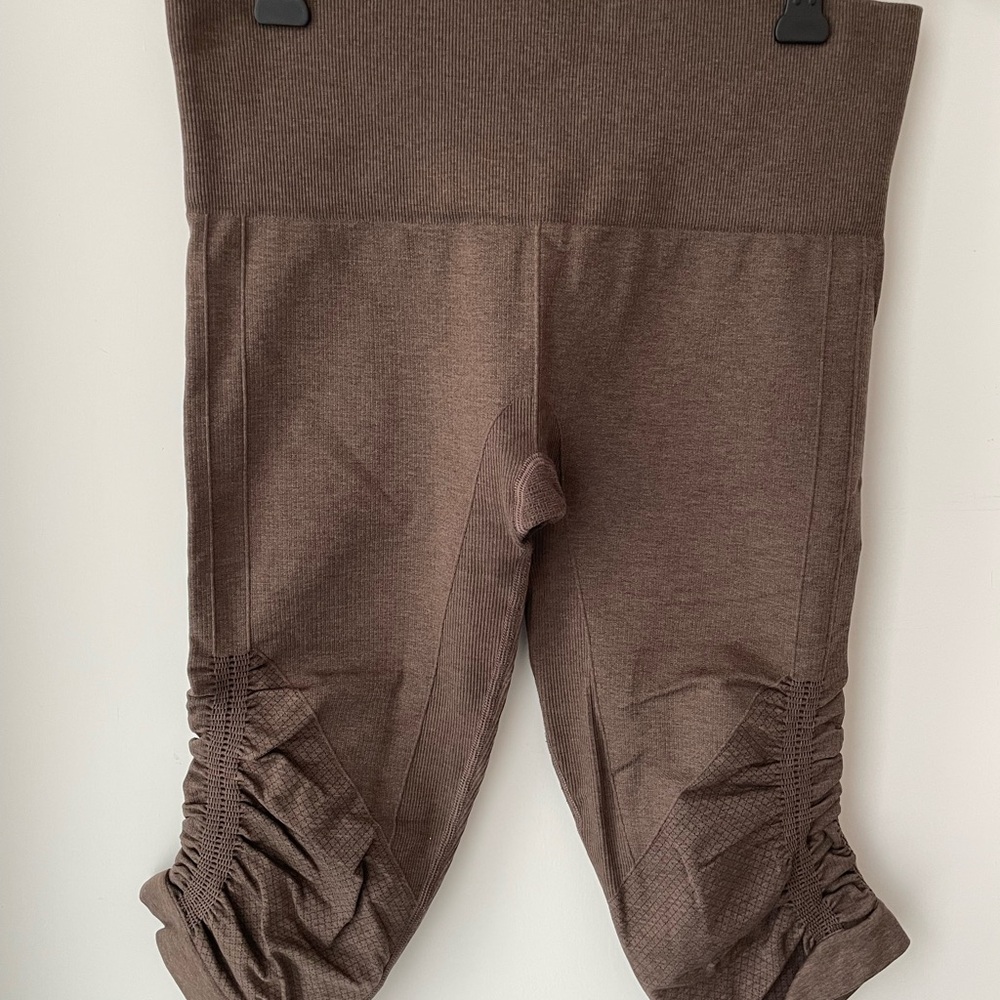 lululemon athletica Chocolate Ruched Leggings